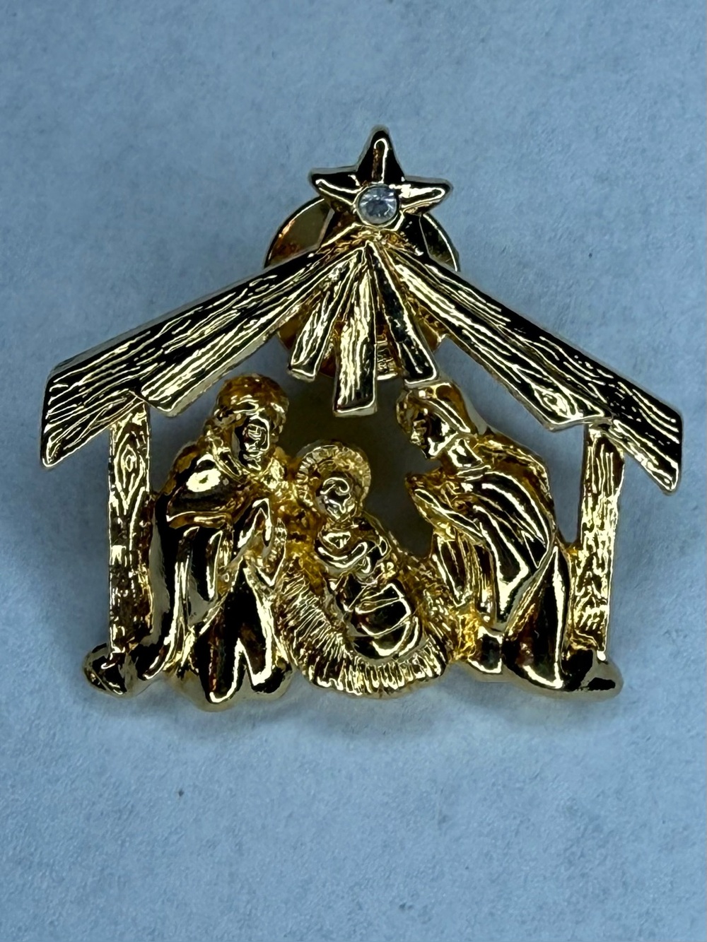 Gold Nativity Scene Pin Brooch